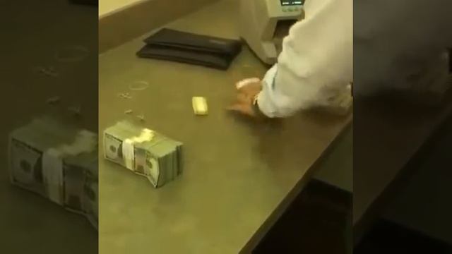 Ц1ОНТРОЙ СУЬНТАР БЕРАШ смотреть онлайн