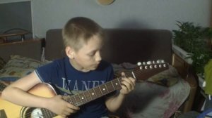 Как играть песню я солдат без баррэ (Разбор)