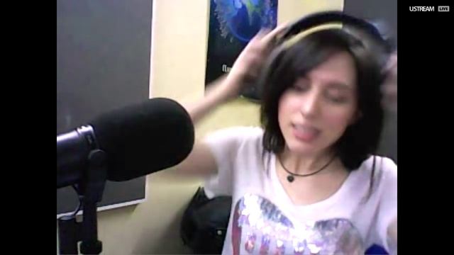 Катя Клэп в гостях у радио DFM 106.0 (Краснодар) смотреть онлайн
