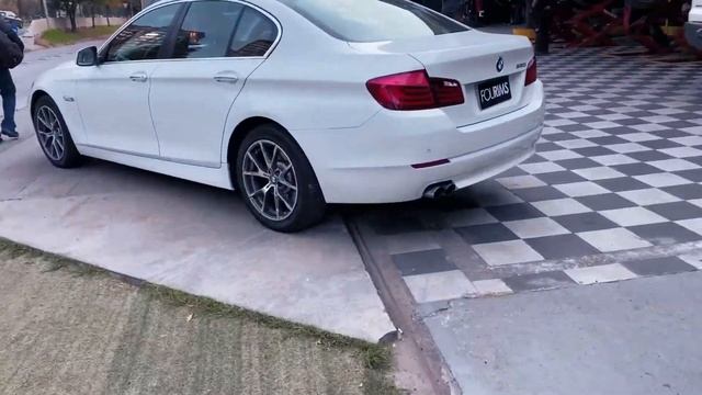 BMW 520 con llantas aro 18 - FOURIMS смотреть онлайн