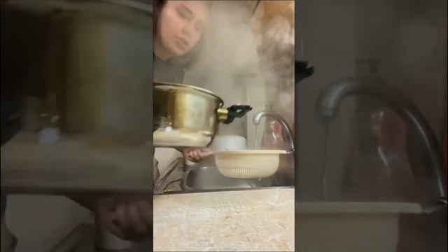 Лапша ТомЯм🦐#лапша #томям #креветки #удон #еда #рецепты #ставрополь #готовка #пп #ппрецепты #блогер смотреть онлайн