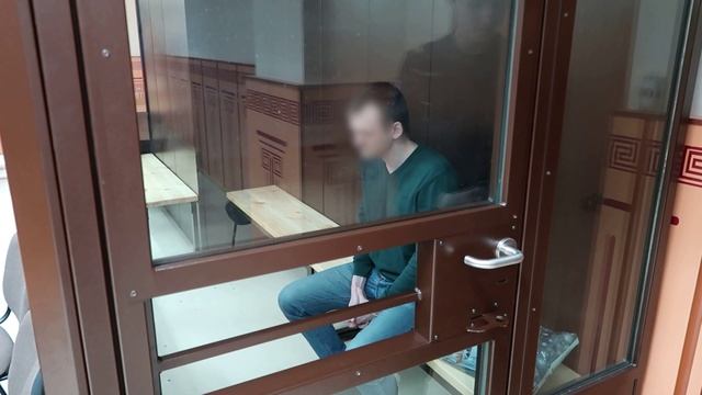 В Оренбурге мужчину приговорили к 19 годам за госизмену смотреть онлайн