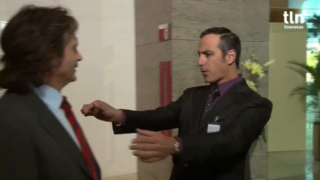 Vicente no puede ocultar su gusto por Candy | Una familia con suerte | C-16 | tlnovelas смотреть онлайн