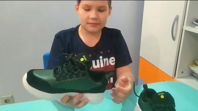 Распаковка светящихся кросовок с АлиЭкспресс смотреть онлайн