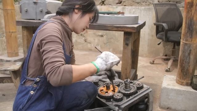 💡The Genius Girl Repairs A Diesel Engine Produced In 2007 And Turns Waste Into Treasure!｜Linguoer