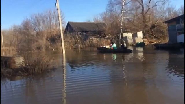 Паводок.Республика Мордовия.с.Троицк.р.Мокша. смотреть онлайн
