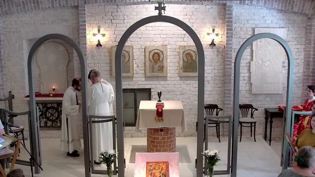 Утреня и изобразительные на русском языке. Неделя о самарянке. 2 июня 2024 смотреть онлайн