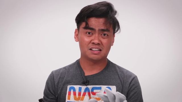 World's 2nd HOTTEST Hot Sauce - Challenge (Severity Lvl: 7,100,000) смотреть онлайн