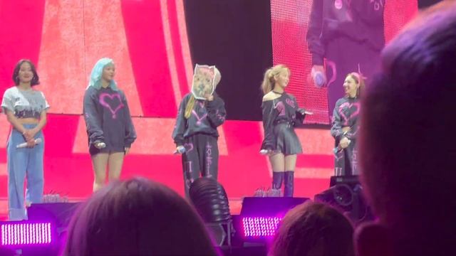 TWICE 4th World Tour 'Ⅲ' in LA Day2　Fan Event Video, Candy - Fan's singing, MC5 смотреть онлайн