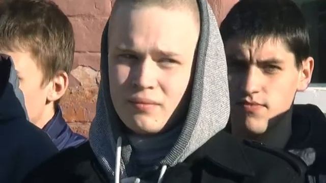 День призывника 2014 в Шадринске (2014-04-23) смотреть онлайн