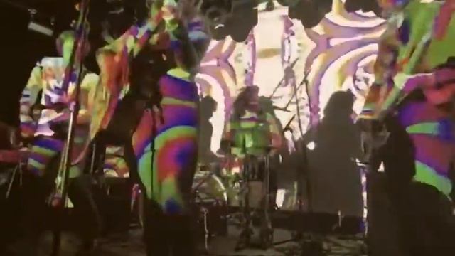 OLD LADY // “Long White Pills” Live @ T.V. EYE // Queens, NYC смотреть онлайн