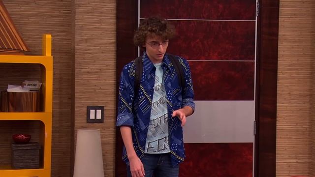 Victorious | Follower Frenzy | Nickelodeon UK смотреть онлайн