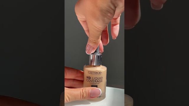 Catrice HD Liquid Coverage смотреть онлайн