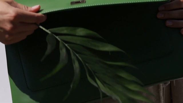 Miomojo - Tecla daily bag made from apples. смотреть онлайн