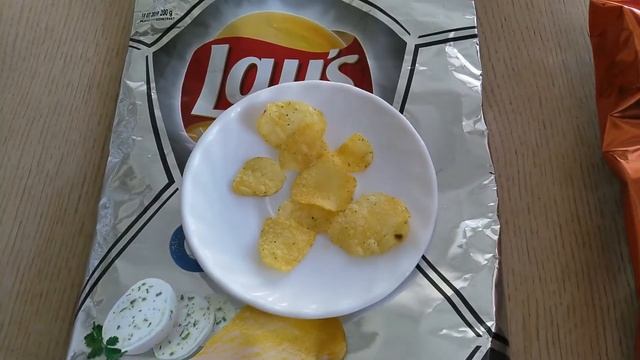 Lays with cool and hot effect chips review смотреть онлайн