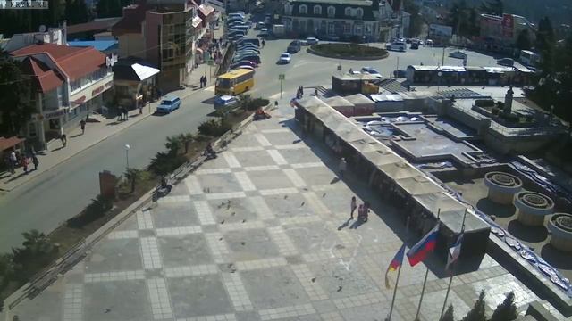 Вебкамера "Площадь Советская". Запись 04.03.2017 14:00:04 смотреть онлайн