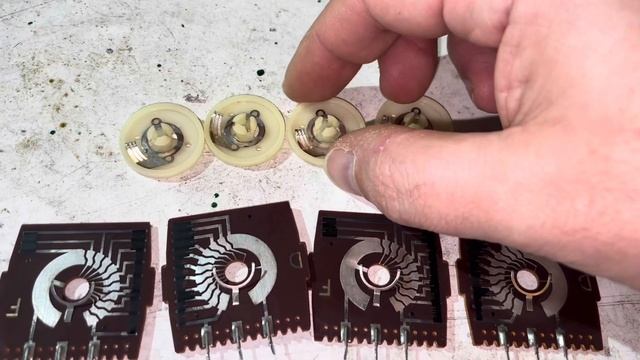 Yamaha C-2 (сер № 08150) Профилактика. Немного не стандартная с элементами хардкора смотреть онлайн