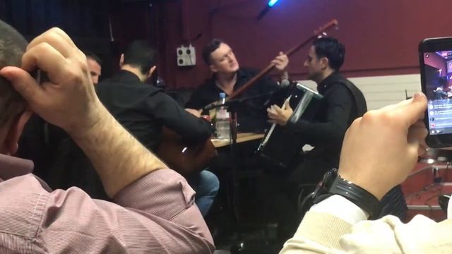 Vllezrit Agaj Zhutat- Vllezrit Hajradinaj ( 3.3.2017 Harmony Club) смотреть онлайн