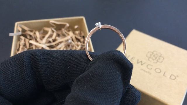 !Кольцо 096321 из красного золота 585 пробы с фианитом смотреть онлайн
