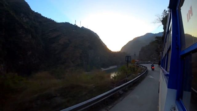 В дороге. Индия. смотреть онлайн