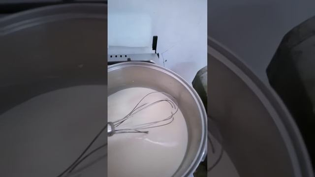 A SUPER CREAMY AND CHEESY SPAGETTI WITH WHITE SAUCE смотреть онлайн
