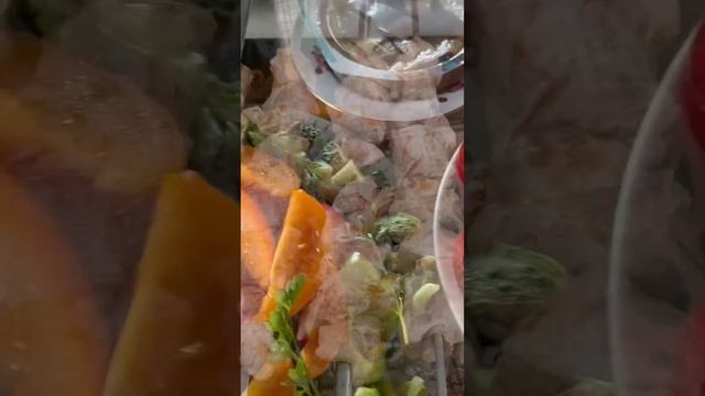 Шашлык из говядины и свинины👍🔥 #мясонауглях смотреть онлайн
