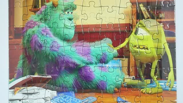 Корпорация монстров мультик Салли и Майк - собираем пазлы для детей. Monsters, Inc. puzzle for kids смотреть онлайн