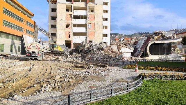 Прогулка по Измиру. Walking in Izmir. Без слов. Without words. смотреть онлайн