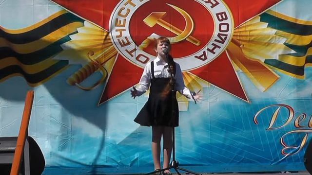 "ЧУЛОЧКИ" читает ЗОЯ БУДНИЙ смотреть онлайн