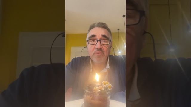 Радостный, но грустный день. ВЕСЕЛЫЙ ХОЛОСТЯК смотреть онлайн