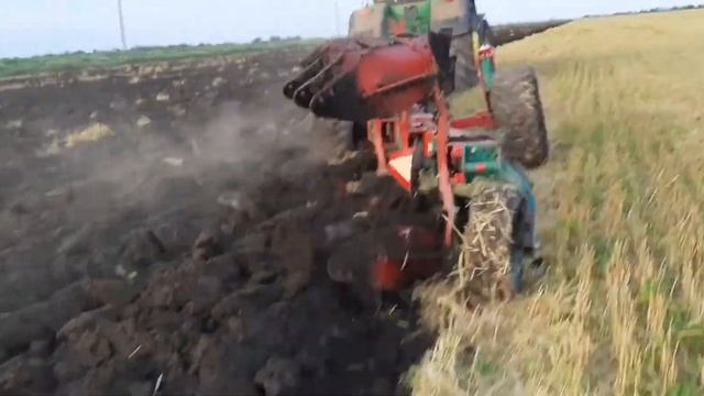 Пахота 2021.John Deere 8338 R плуг Kverneland RX100.Пахота 8-ми корпусным плугом Kverneland rx 100 смотреть онлайн