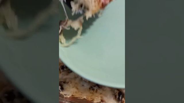 Запечённые макароны с грибами и сыром. ссылка на рецепт в описании смотреть онлайн