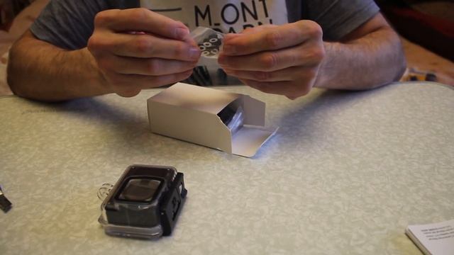 Распаковка экшн-камеры SJCAM SJ11 Active смотреть онлайн