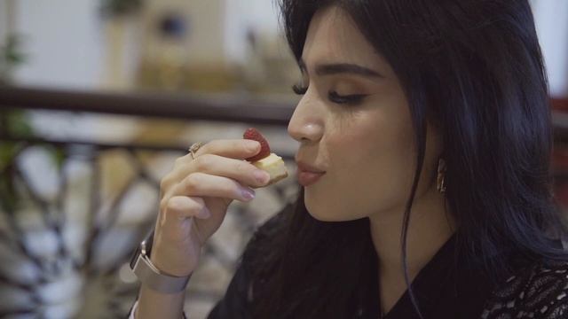 ОАЭ! смотреть онлайн