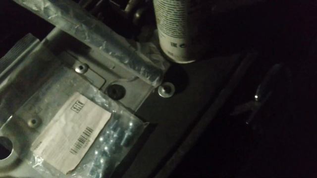 Установка газовых упоров на капот Фиат вместо допотопных подставок смотреть онлайн