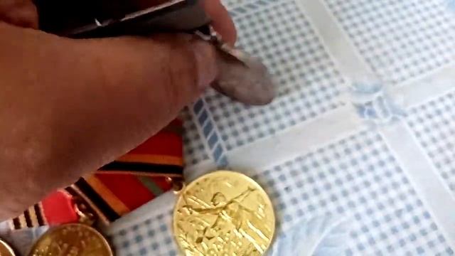 Медали. Нашли медали. Обзор медалей смотреть онлайн