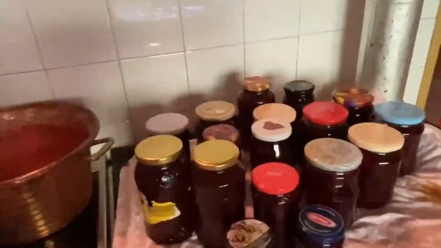 Закрутки на зиму , маринованный перец, сливовое варенье , соус Кобра , помидоры в маринаде . смотреть онлайн