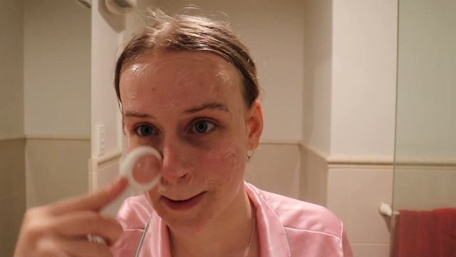 my nightime skincare routine | vlogmas day 5 смотреть онлайн