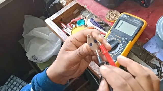 2N 3773 B5 Transistor, checking with Multimeter. смотреть онлайн