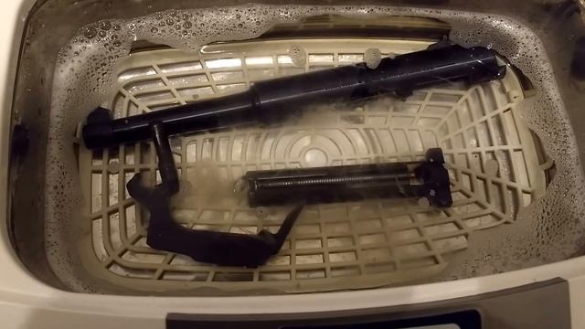 Ruger Mark 1 Upper Cleaning in Ultrasonic Cleaner 2017 02 18 смотреть онлайн