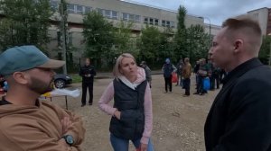 Отдали документы. Что за подстава. Навестили волонтеров. Купили продукты. 359 Серия