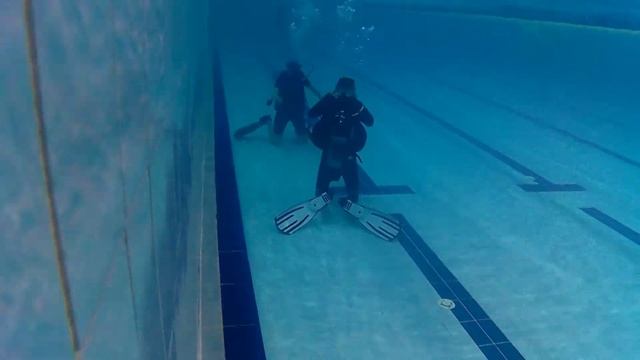 25.12.18.Занятия в бассейне(Колпино)под водой. смотреть онлайн