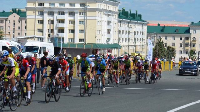 Чемпионат России по велоспорту на шоссе 2022 . 25 июня 2022 г . улицы Саранска .3 часть. Фото. #552 смотреть онлайн