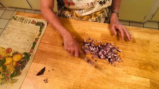 CHICKEN PAPRIKA смотреть онлайн