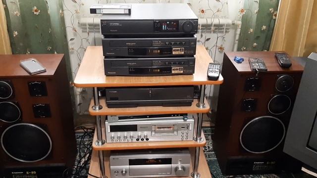 краткий обзор HIFI стерео видеомагнитофона Panasonic NV F70.