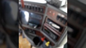 обзор кенворта Т2000 в продаже . 2003 год. можно сцепкой. 89286601399