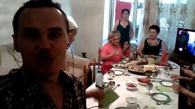 Бешбармак в честь приезда Сауле Карагинеевой смотреть онлайн