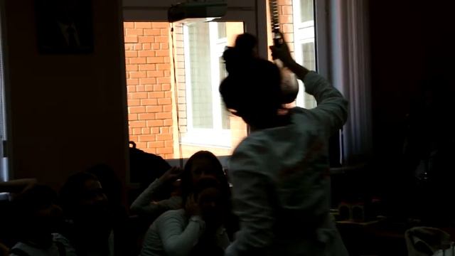 Гимназия 3. "Урок Химии" 003 смотреть онлайн