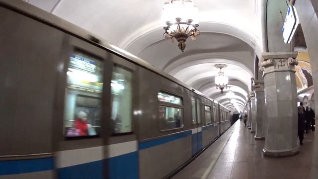 метро Комсомольская смотреть онлайн