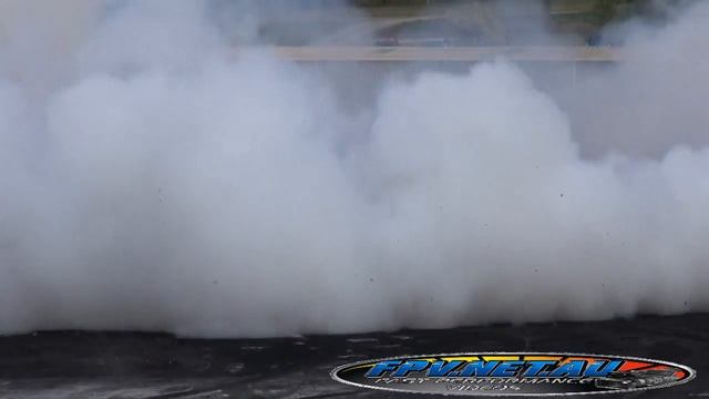 ATRISK SMASHING TYRES AT LARDNER PARK MOTORFEST 2016 смотреть онлайн